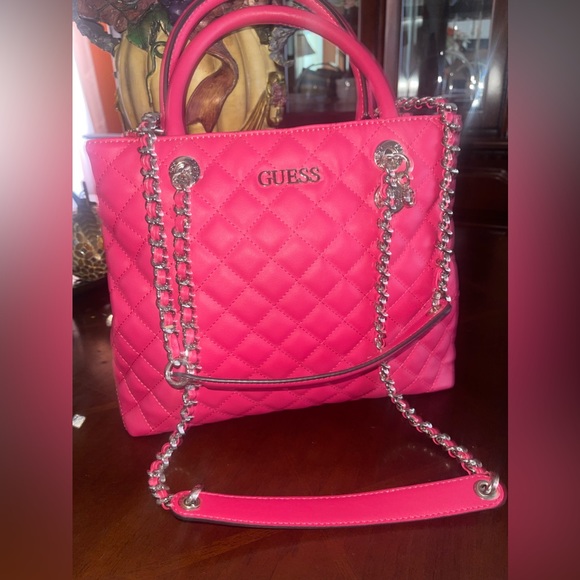 GUESS Illy Society Satchel in Pink NWOT - Picture 2 of 8